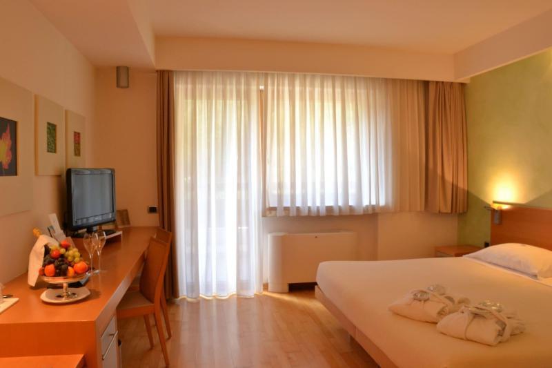 קומאנו טרמה Grand Hotel Terme Di Comano מראה חיצוני תמונה